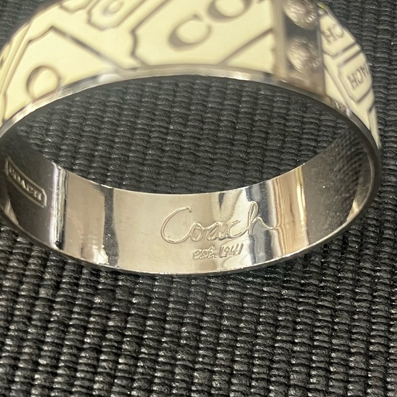 Coach bangle - Picture 3 of 3